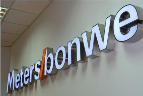 激光切割亚克力广告牌，城市中的新亮点