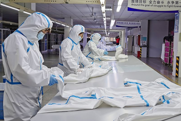 医用防护服激光切割裁剪设备，助力疫情防控