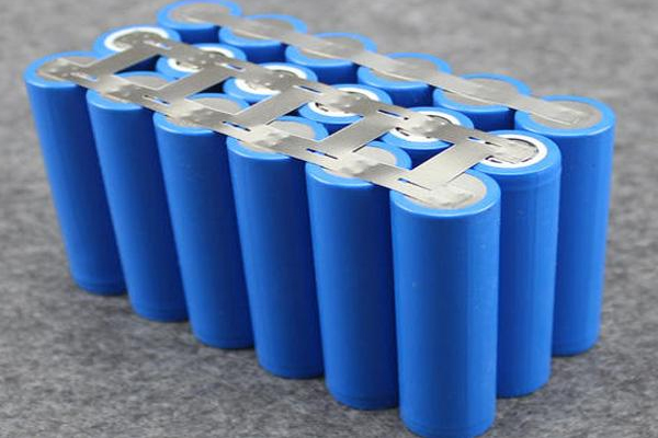 锂电池极片（极耳）切割设备—金属激光膜切机