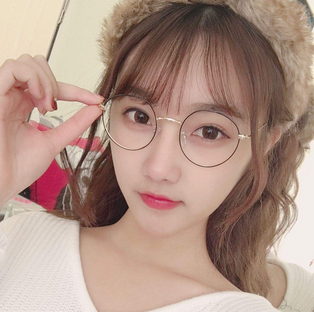 激光切割眼镜 还您一片光明