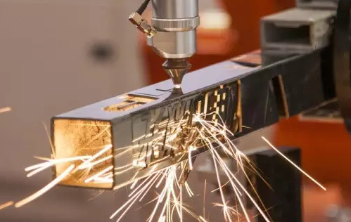 切割头喷嘴对激光切割品质的影响