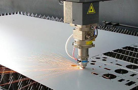 影响激光切割加工精度的几个重要因素