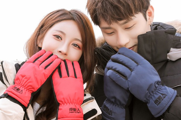 激光镜像切割手套，冬季保温御寒不可少！