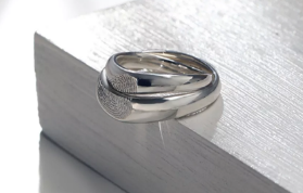 激光雕刻指纹戒指，以爱之名复刻经典永恒