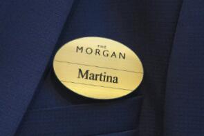 激光雕刻工作胸牌 打造你的专属名牌