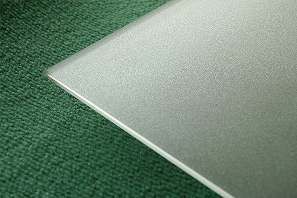 玻璃表面激光磨砂工艺解析